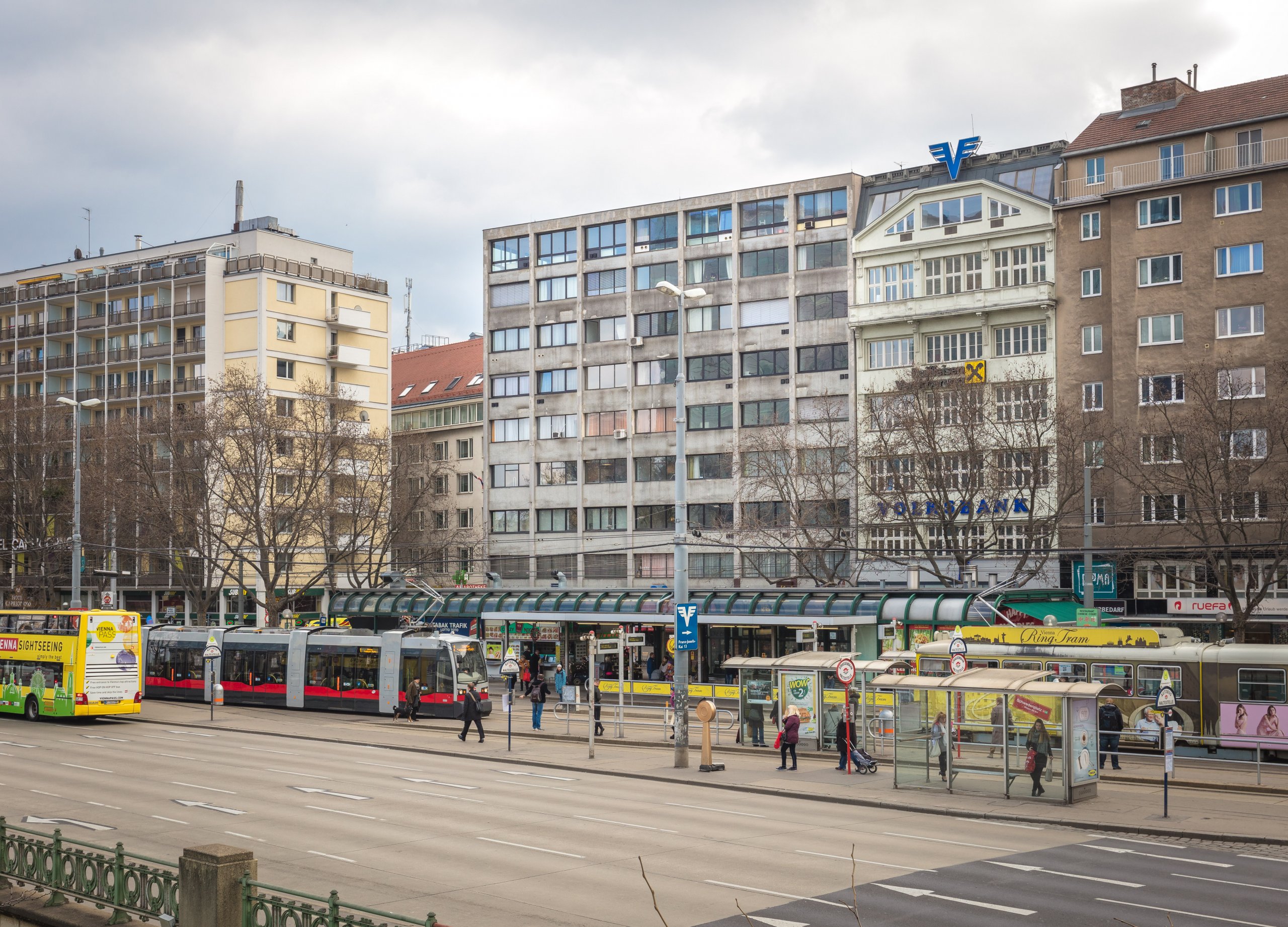 Schwedenplatz 2-107